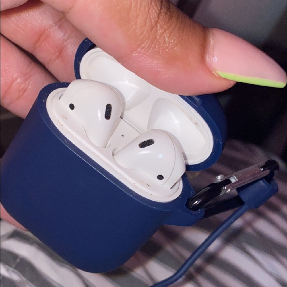 1st generation air pods